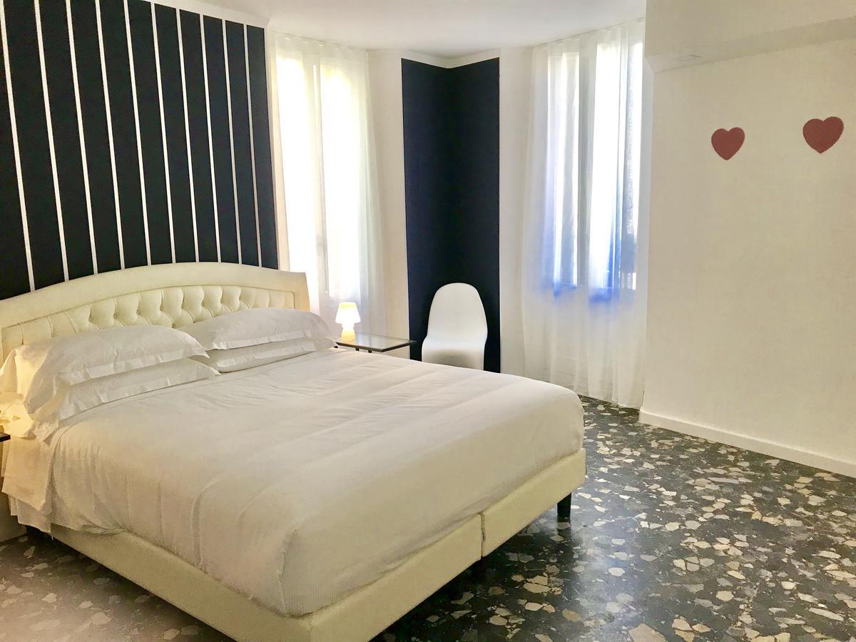 Dolce Verona Suites Bagian luar foto
