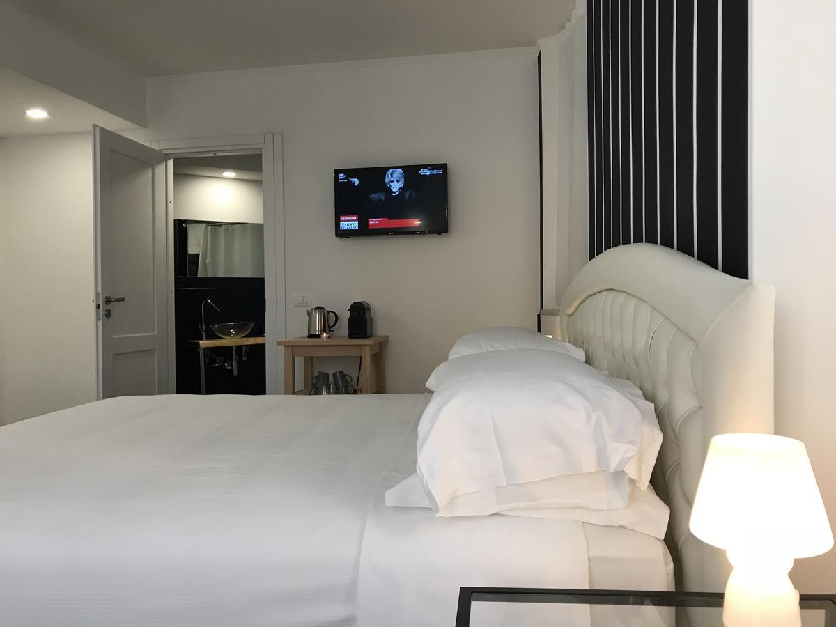 Dolce Verona Suites Bagian luar foto